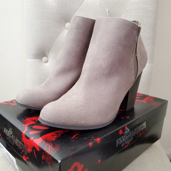 Fergalicious "Punch" booties - Picture 2 of 6